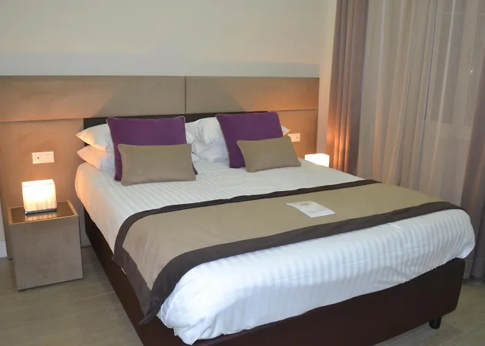 בית הארחה Bloom רומא