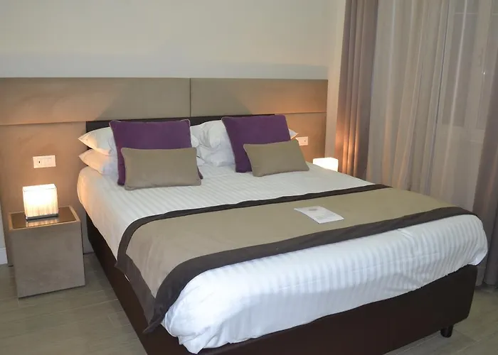 Bloom By La Griffe Rome